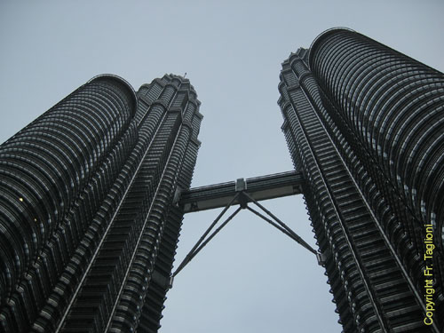 Petronas, Kuala Lumpur